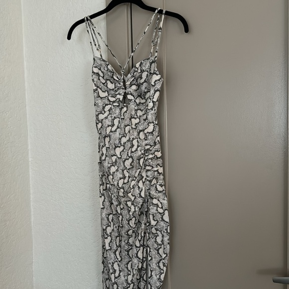 ViX Paula Hermanny Rajah Kate Linen Blend Midi Dress - Picture 3 of 4